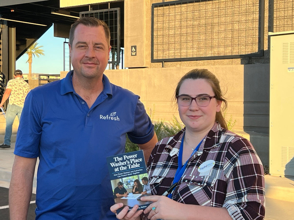 Fayth Shelton with the new book